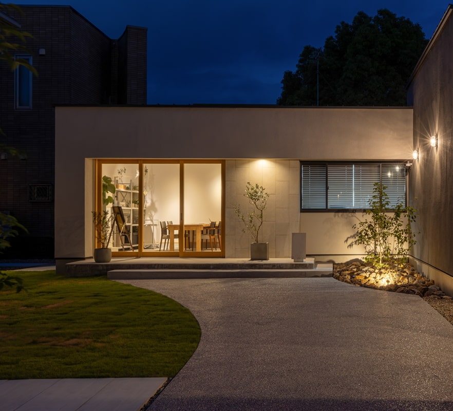 ブレストロング工法|胴縁を用いずに通気工法と同等のモルタル下地の画期的な特認工法。施工しやすくクラックの発生も大きく低減