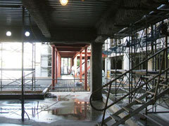 施工前｜階段のＨ型鋼